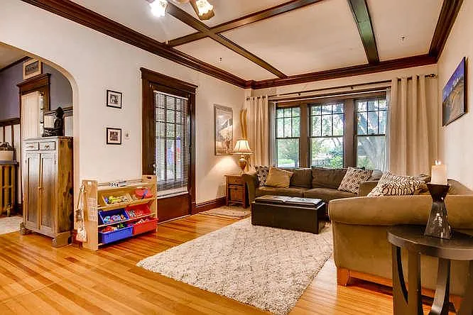2106 N Raleigh St — Photo 5