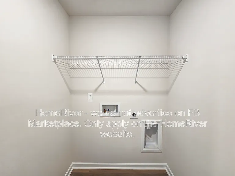 3916 Ashton Dr NW — Photo 9