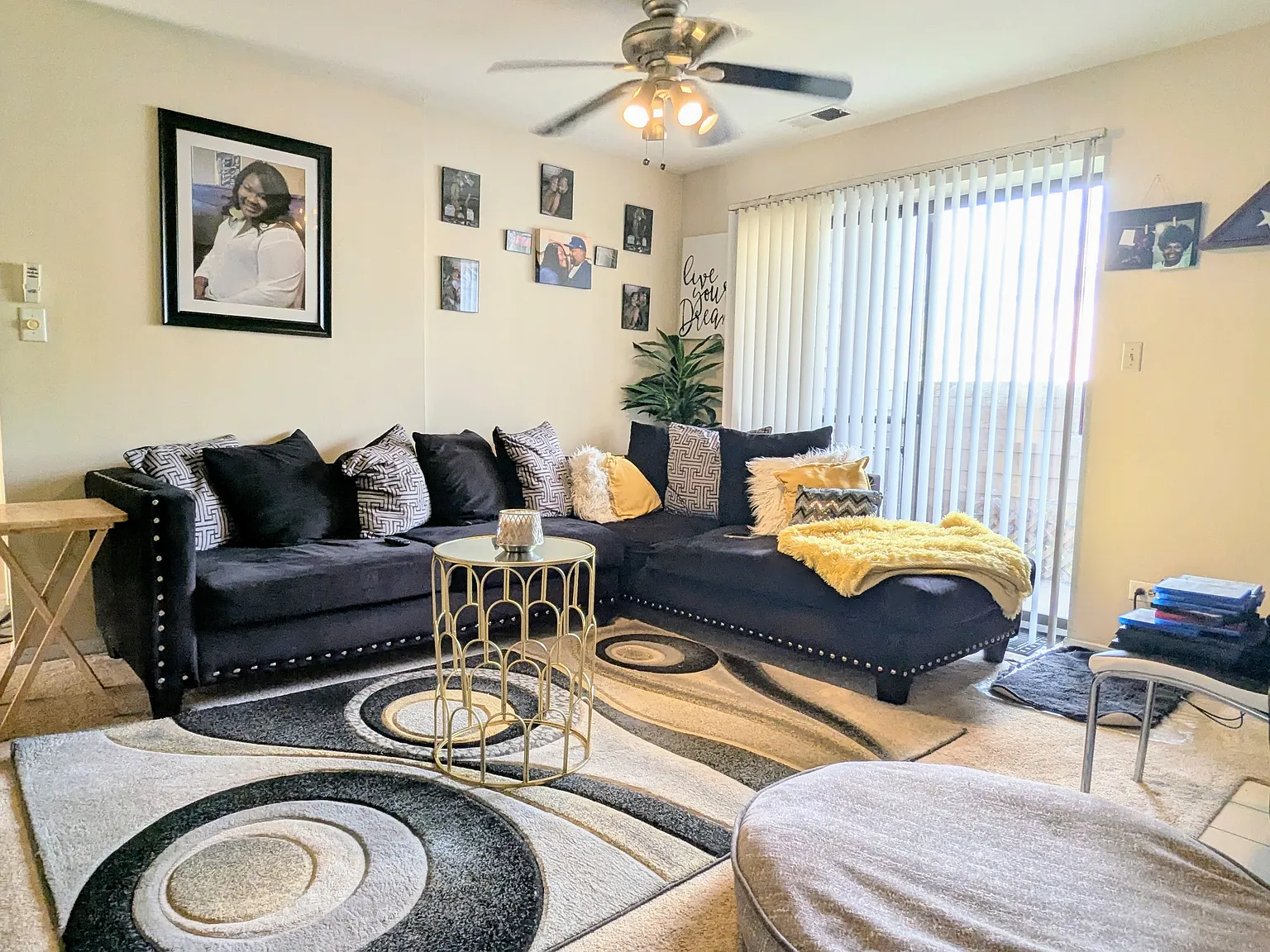 2 bed, 1100 sqft, $1,850 — Photo 2