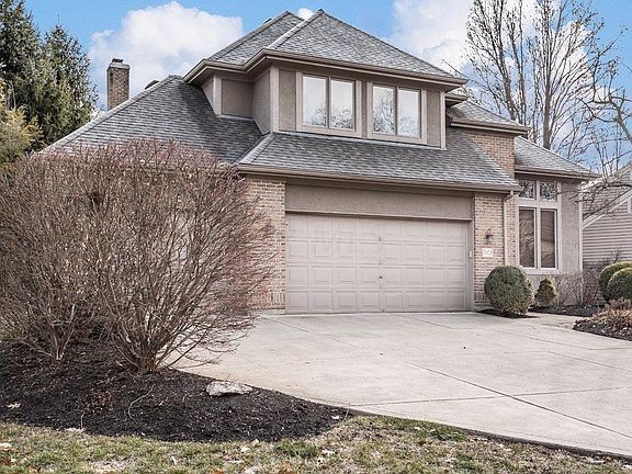 3rd image of 7608 Coventry Woods Dr N