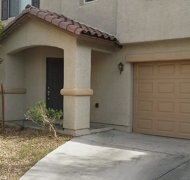 5855 Old English Ct — Photo 1