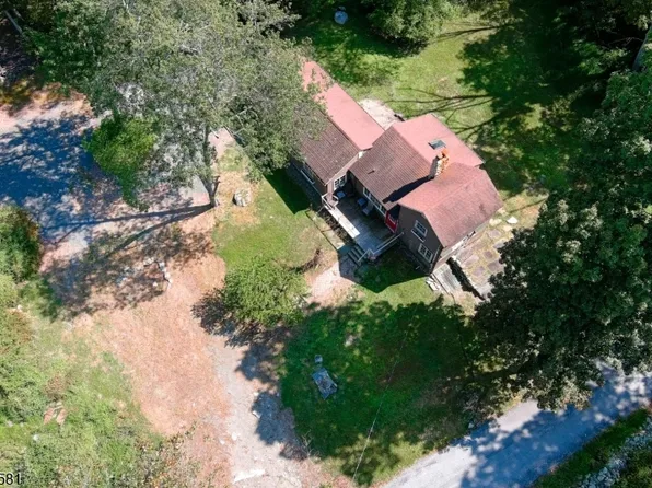 57 Steenykill Rd, Montague Twp., NJ 07827