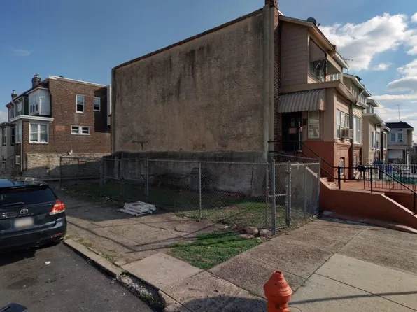2521 S Berbro St, Philadelphia, PA 19153