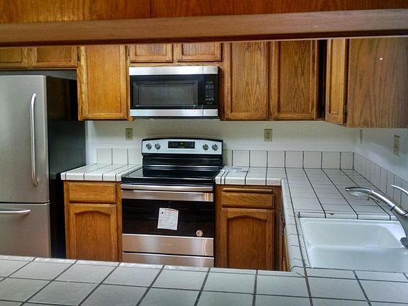 3rd image of 3553 Juergen Dr