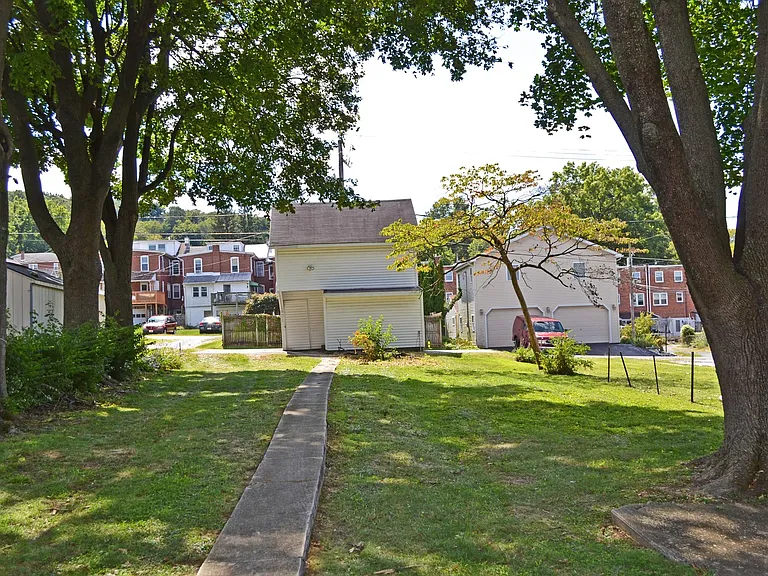 116 Philadelphia Ave — Photo 2