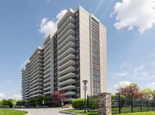 3 Lisa St #1206, Brampton, ON L6T 4A2