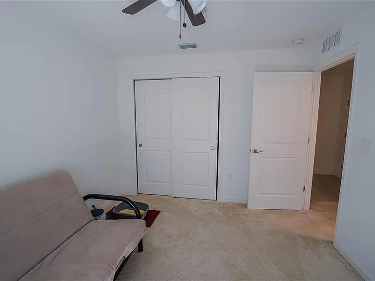 10561 Laguna Plains Dr — Photo 16
