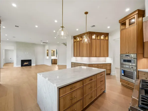 7907 S Villa Cir, Houston, TX 77055