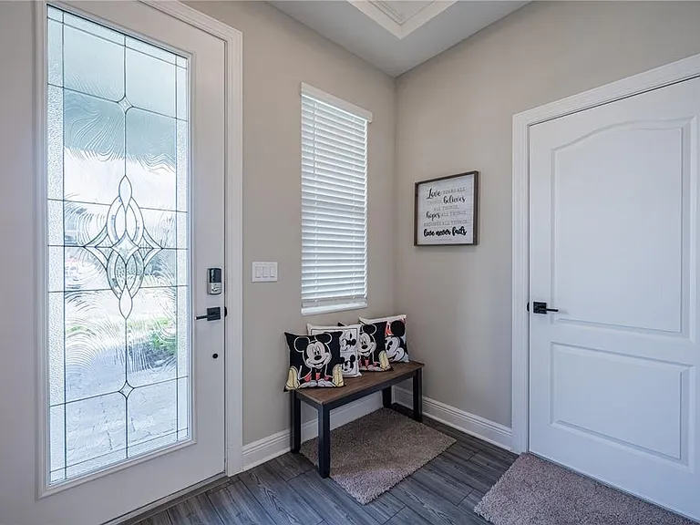 7753 Somersworth Dr — Photo 4
