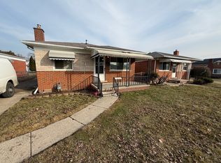 6114 Highview St, Dearborn Heights, MI