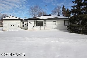 3rd image of 315 14th Ave E