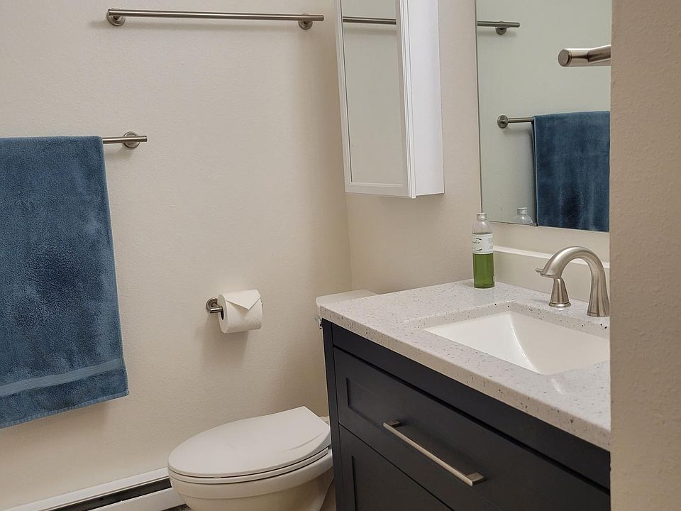 2nd image of 5119 Hideaway Ln #B