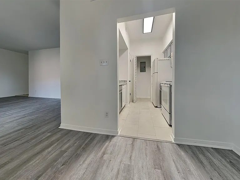 6500 Harbor Town Dr #3208 — Photo 4