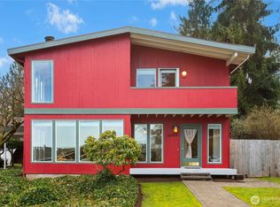 15744 62nd Ave NE, Kenmore, WA 98028