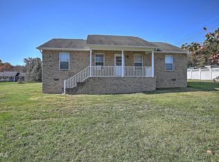 80 Carriage Ln, Greeneville, TN 37745