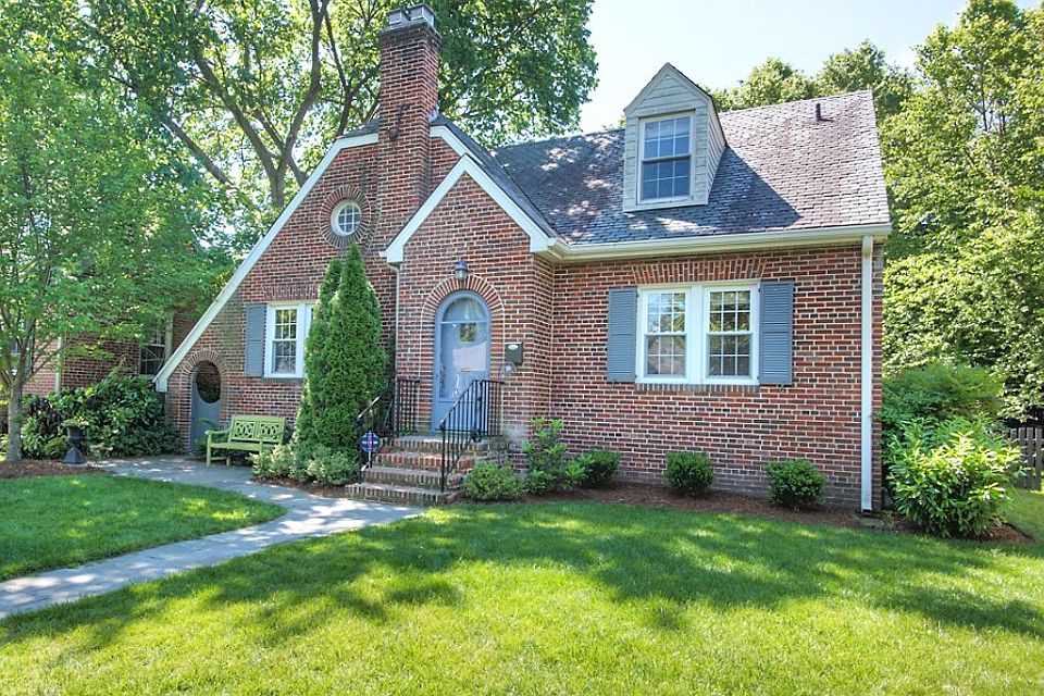 1st image of 1411 Greycourt Ave