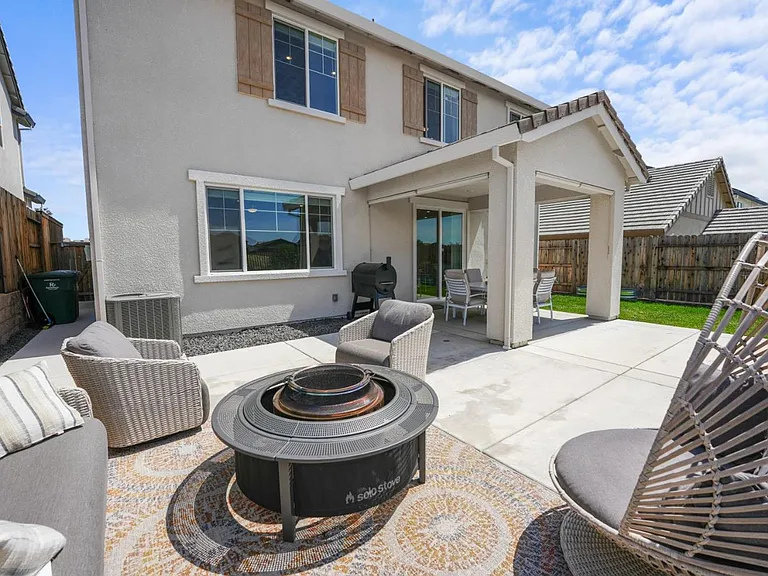499 Red Sand Ct — Photo 22