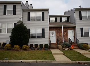 10 Peachtree Ln, Jamesburg, NJ