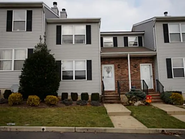 10 Peachtree Ln, Jamesburg, NJ 08831