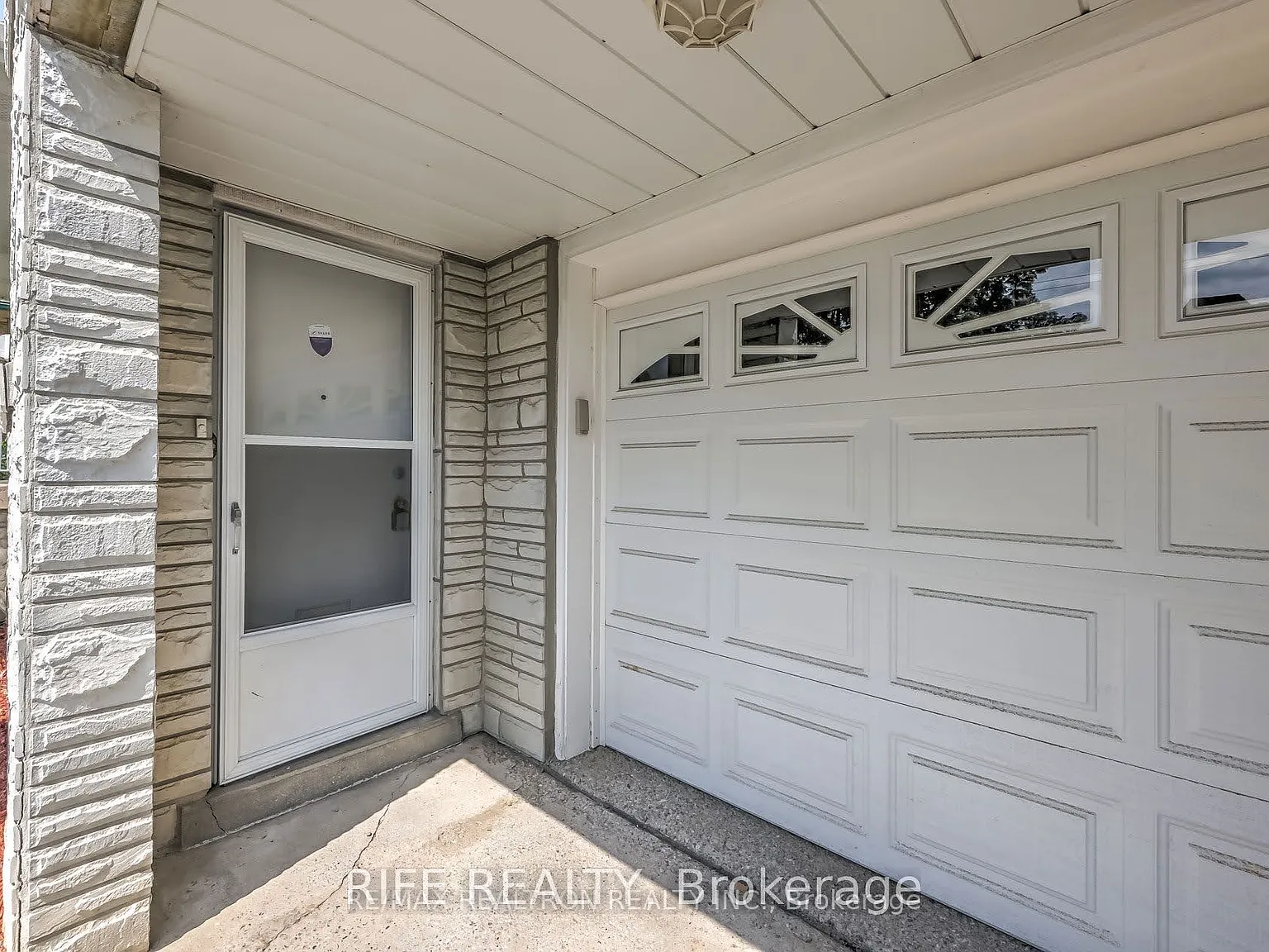 5 bed, $4,500 — Photo 2