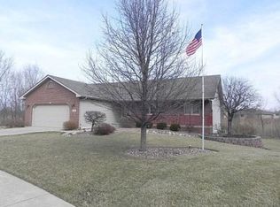 1485 Queens Dr, Dyer, IN 46311