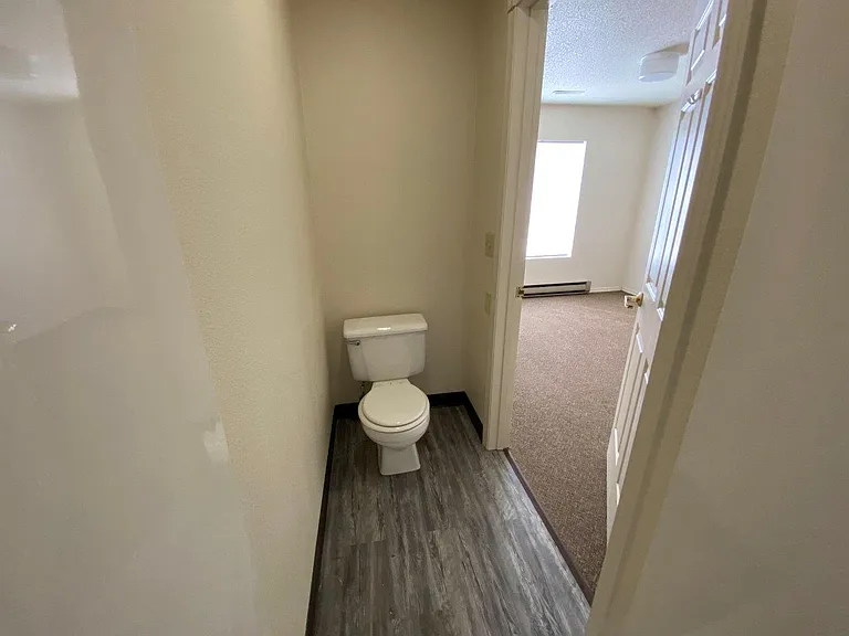 Highland Apartments — Photo 11