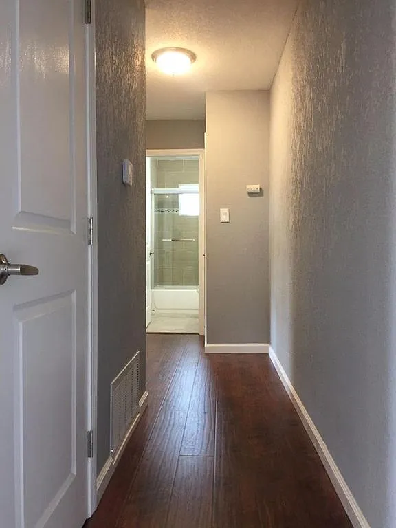 2 bed, 1.0 bath, 798 sqft, $2,750 — Photo 4