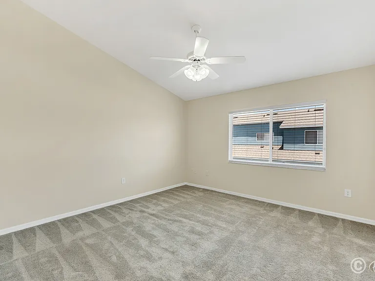 6737 Lake Rochester Ln — Photo 17