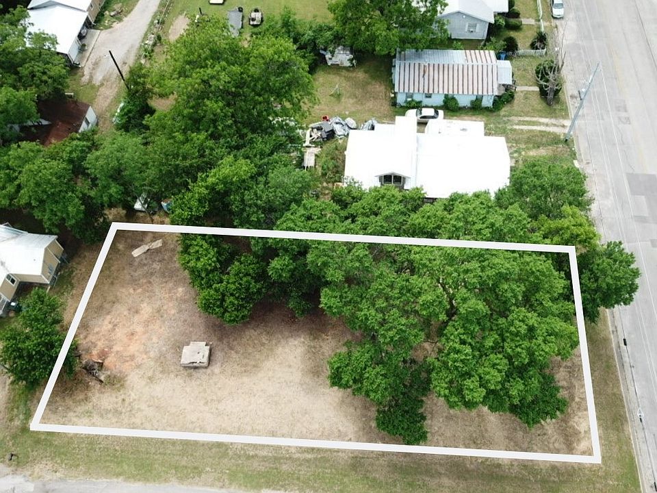2nd image of 1409 Emile St