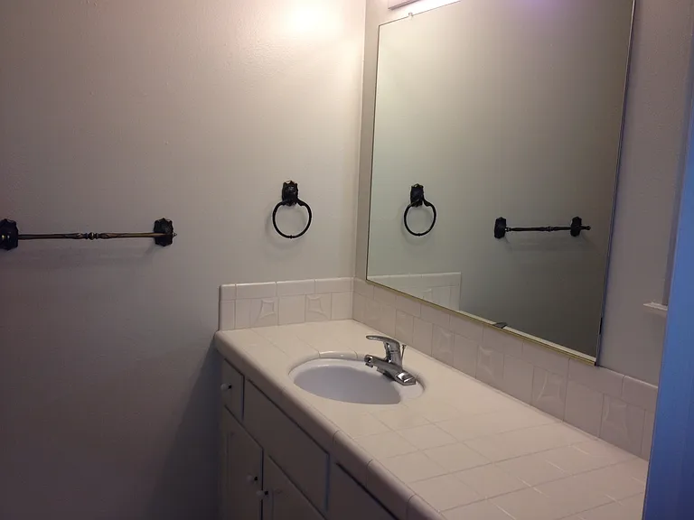 1025 W Mesa Ave — Photo 11