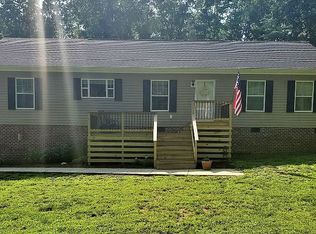 598 Goodwin Store Rd, Louisa, VA 23093