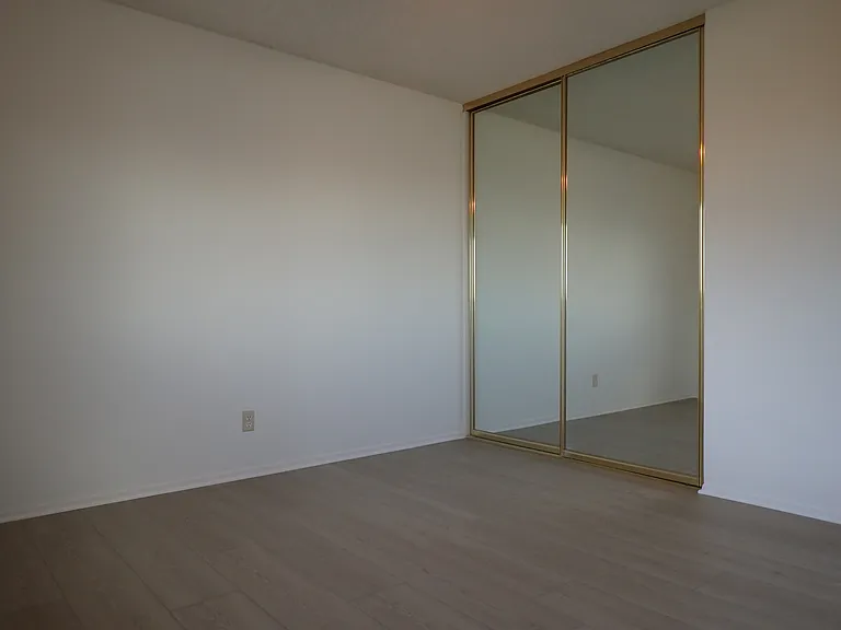 7846 Connie Dr — Photo 23