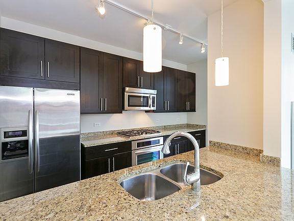 5th image of 505 N McClurg Ct APT 703