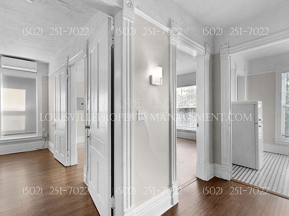4th image of 1347 S Floyd St #1