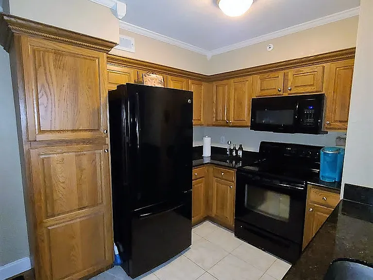 13631 Eagle Ridge Dr #214 — Photo 6