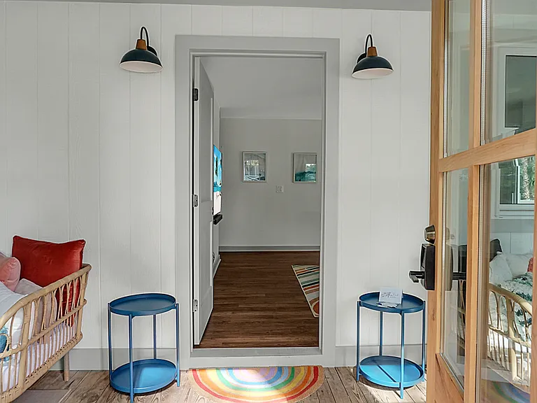 222 E Hudson Ave — Photo 5