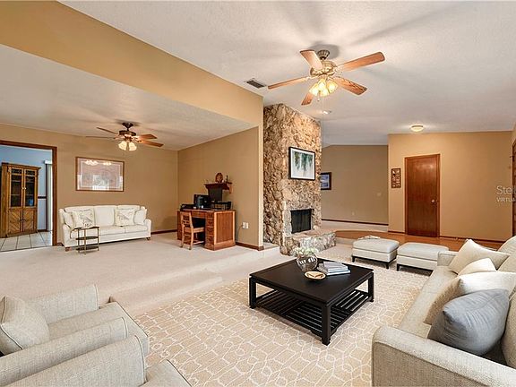 5th image of 6723 Parson Brown Dr