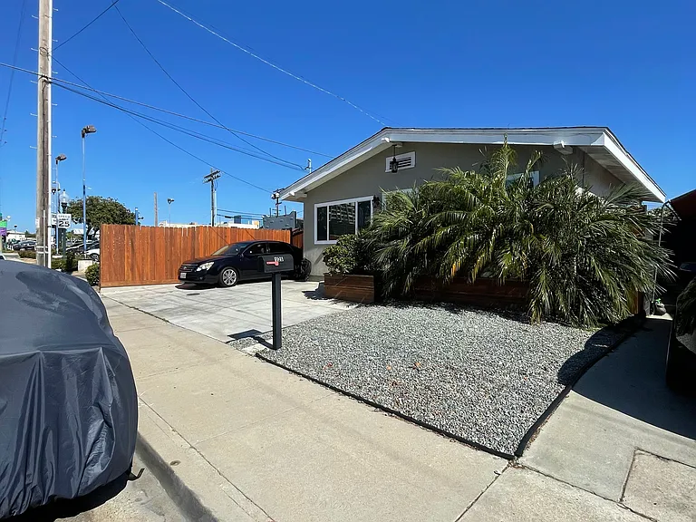 126 W Plaza Blvd — Photo 14