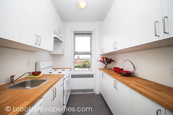 Sold by Brooklyn Properties | media 13