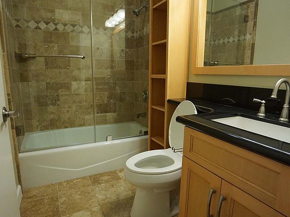 5th image of 1818 Glendon Ave APT 102