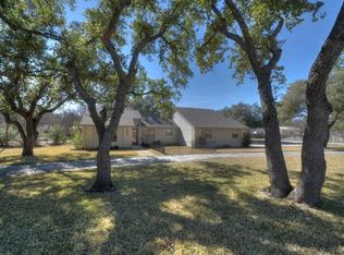 108 Timberlake Dr, Kingsland, TX 78639