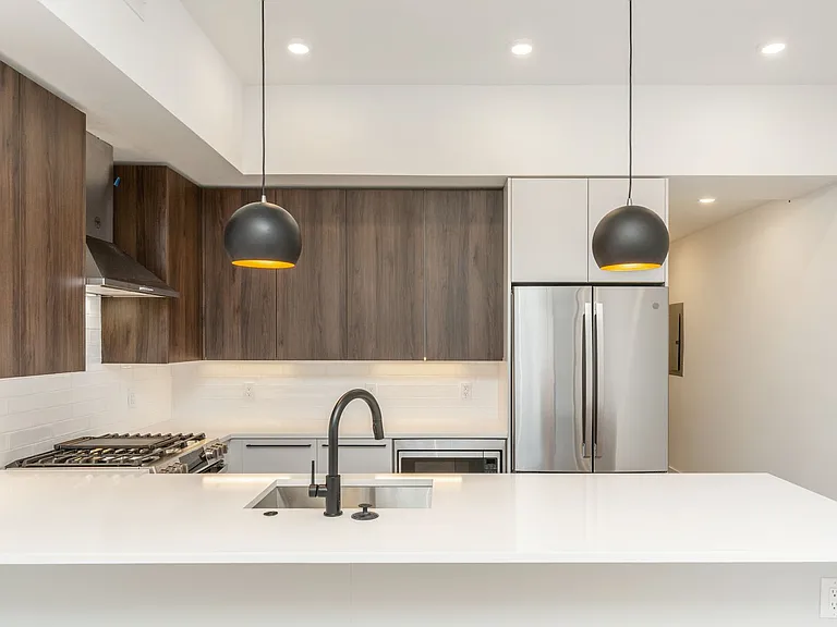 1601 Frankford Ave — Photo 18