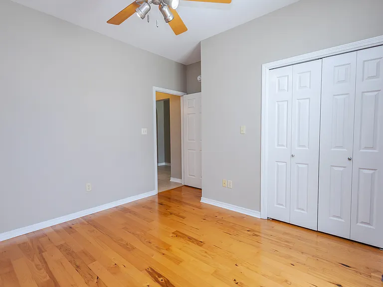 5805 Dunbar Cir — Photo 17