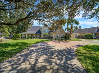 118 Golf Dr, Panama City Beach, FL 32408