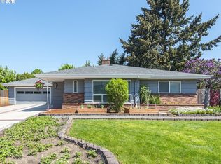 14021 NE Russell St, Portland, OR 97230