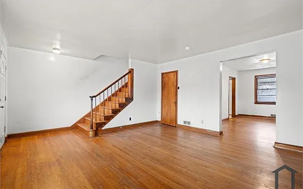 414 Chesapeake St SE — Photo 5