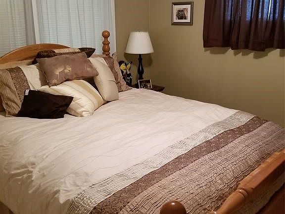 One bedroom. They are a good size. Nice big closet. Ceiling fan.