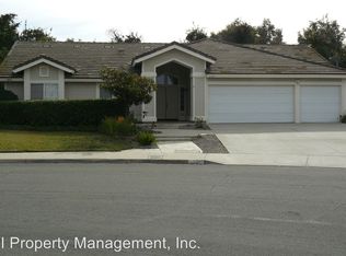 101 Juniperhill Ln, Riverside, CA 92506