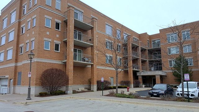 1st image of 1 S Lincoln Ave APT 212