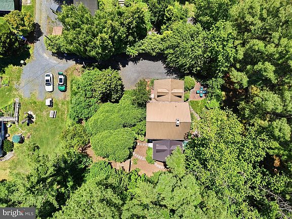 4th image of 10554 Miracle House Cir